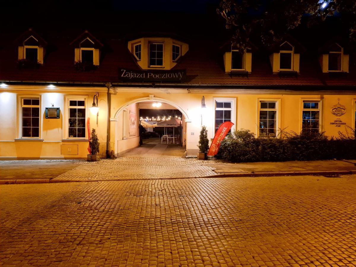 Hotel Zajazd Kultury, Dawniej Pocztowy Zielona Gora  Bagian luar foto