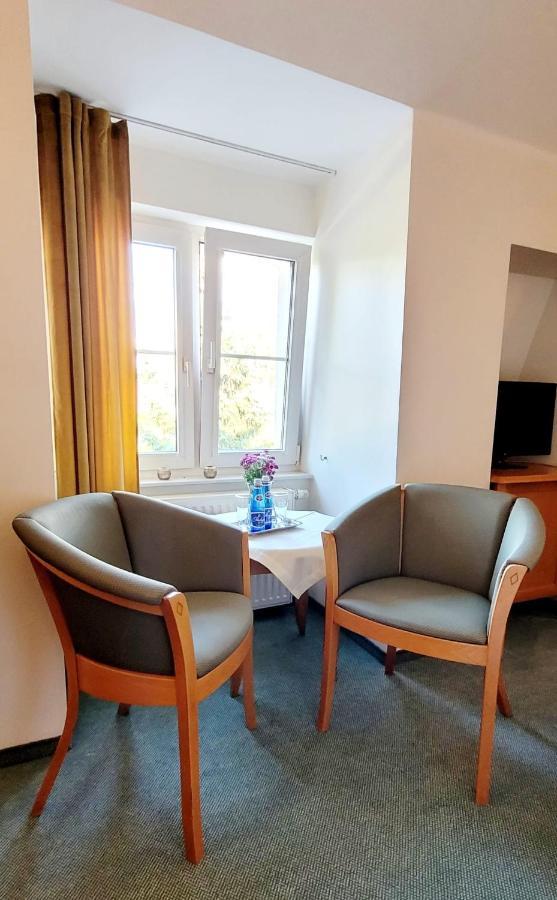 Hotel Zajazd Kultury, Dawniej Pocztowy Zielona Gora  Bagian luar foto